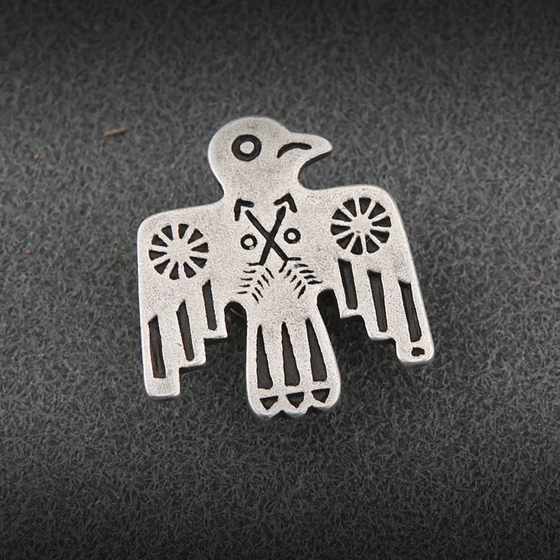 Рисунок 4 - Латунная декоративная застежка