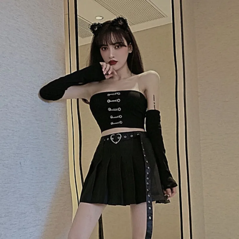 

japan sexy punk style Women's Clothing Sets summer strapless crop top + Pleated mini skirts party shorts Three-piece set hot ins