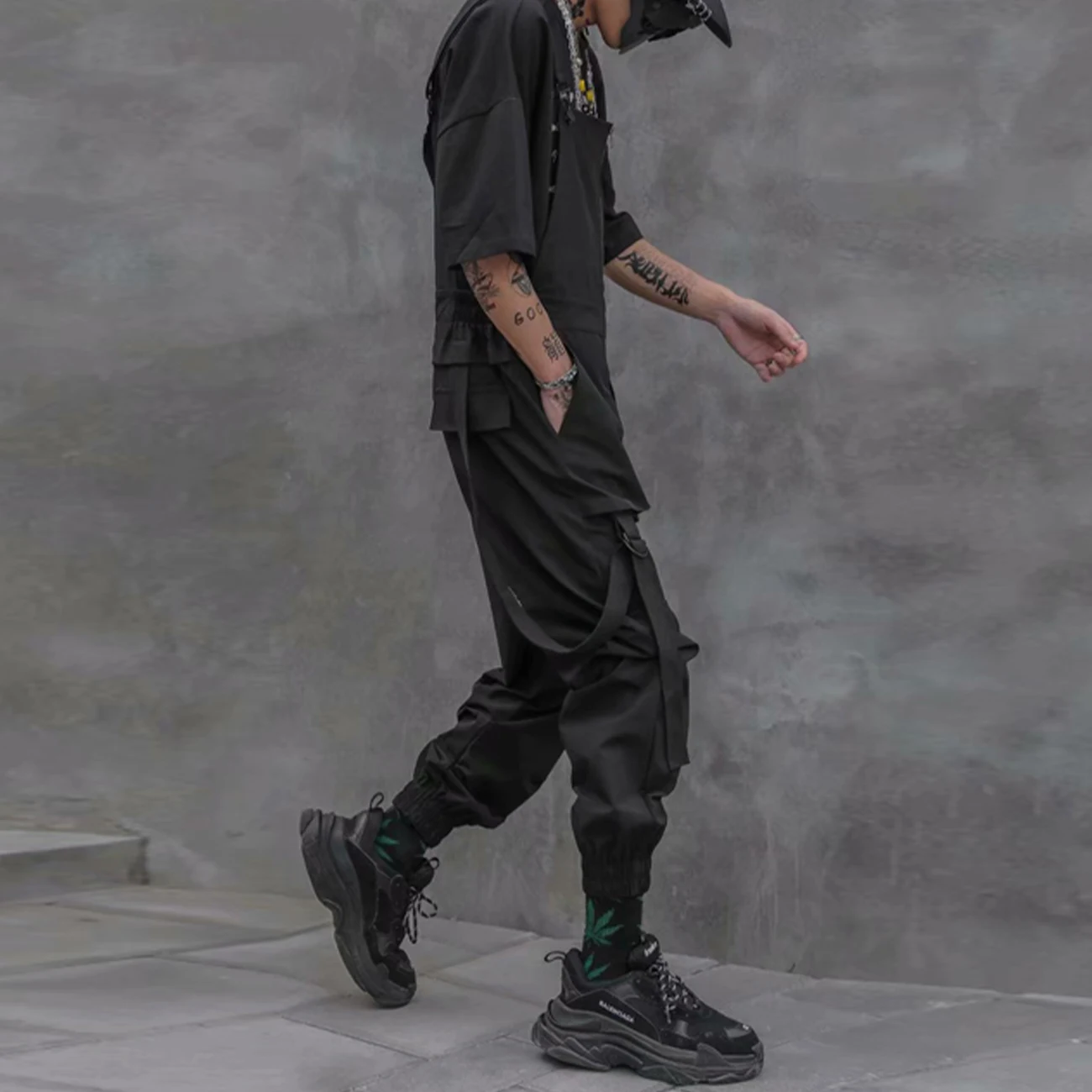 

11 BYBB'S DARK Tactical Function Overalls Harajuku Hip Hop Ribbons Cargo Pants 2020 Zipper Dark Joggers Mens Trousers Streetwear