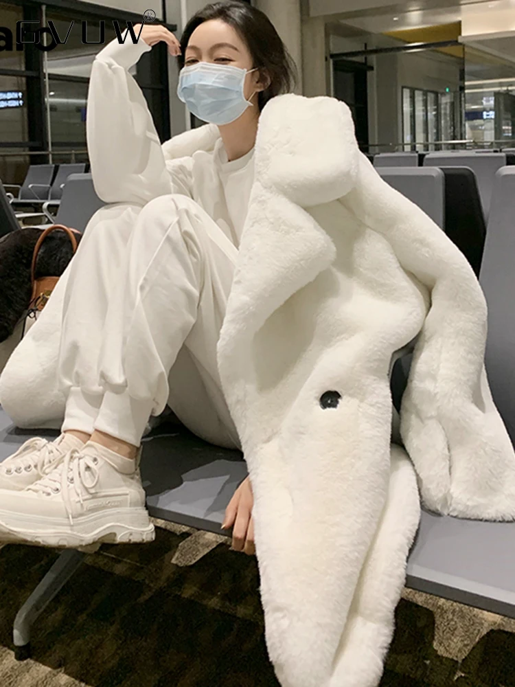 

Женское двубортное пальто GVUW, зимнее теплое белое пальто из искусственного меха с длинным рукавом и отворотом, роскошные элегантные пушист...