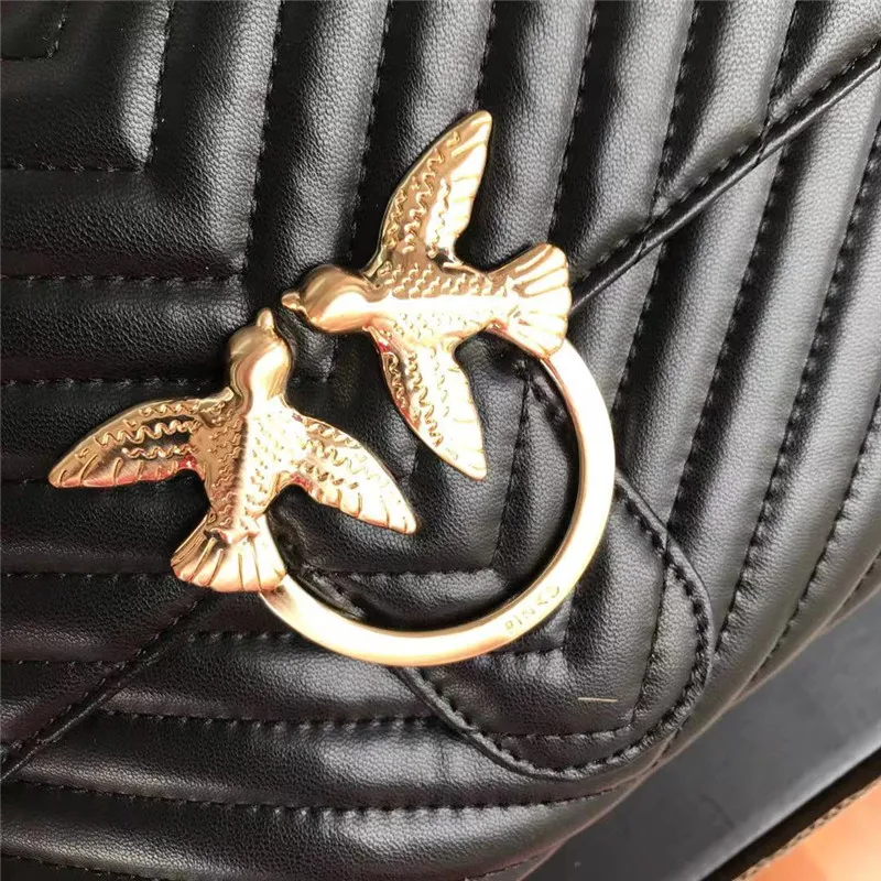 

Cowhide swallow pillow bag European and American fashion armpit Single Shoulder Messenger chain flying bird women's bag