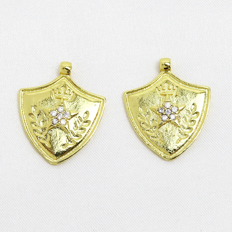 

20 Pcs Shield pendant Fashion Jewelry Charms Necklace Pendant accessories for jewelry Making 7622
