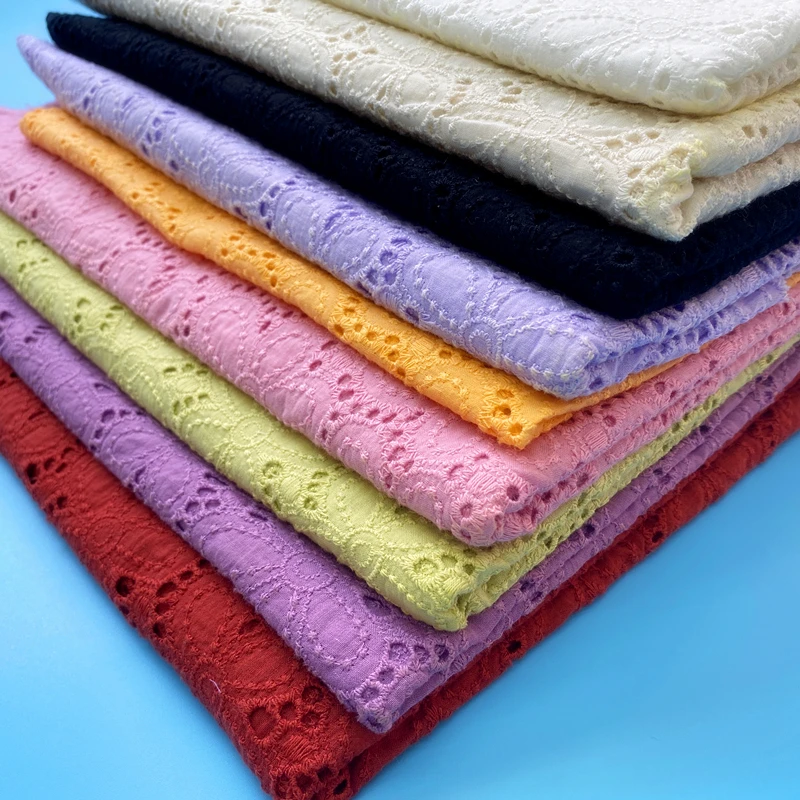 

Кружевная ткань с вышивкой, 100% хлопок, 1 м