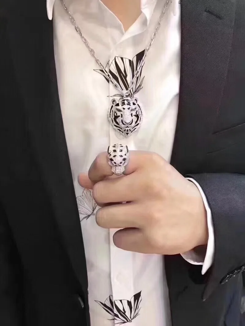 Ювелирные изделия известного бренда подвеска с пантерой эмаль Леопард голова