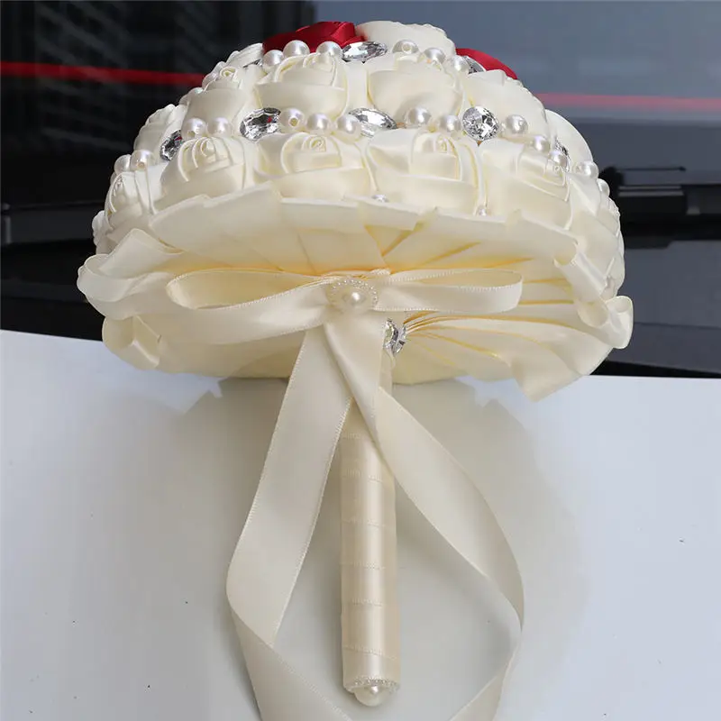 Свадебные букеты с жемчугом и кристаллами цвета слоновой кости королевские