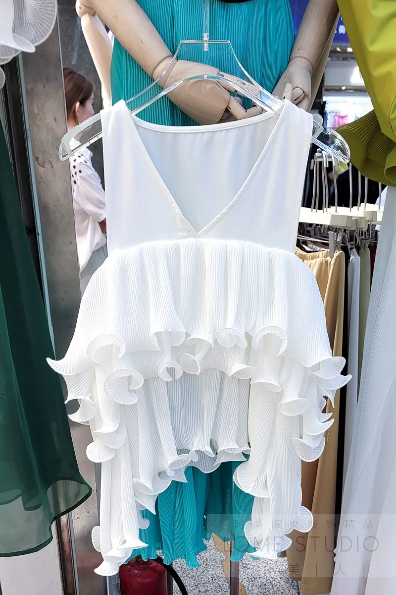 

2021 Spring and Summer Sweet Princess Blouse for Women Off Strapless Stitching Pleated Cake Chiffon Shirt Lady White Shirt