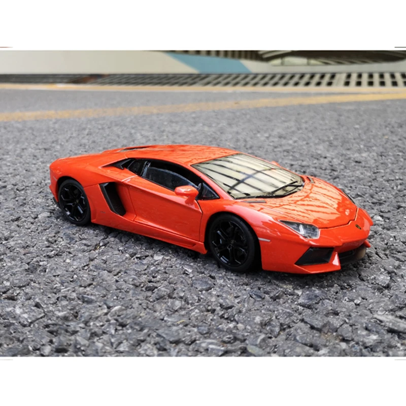 WELLY 1:24 Lamborghini Aventador LP700 4 модель спортивного автомобиля из сплава украшение