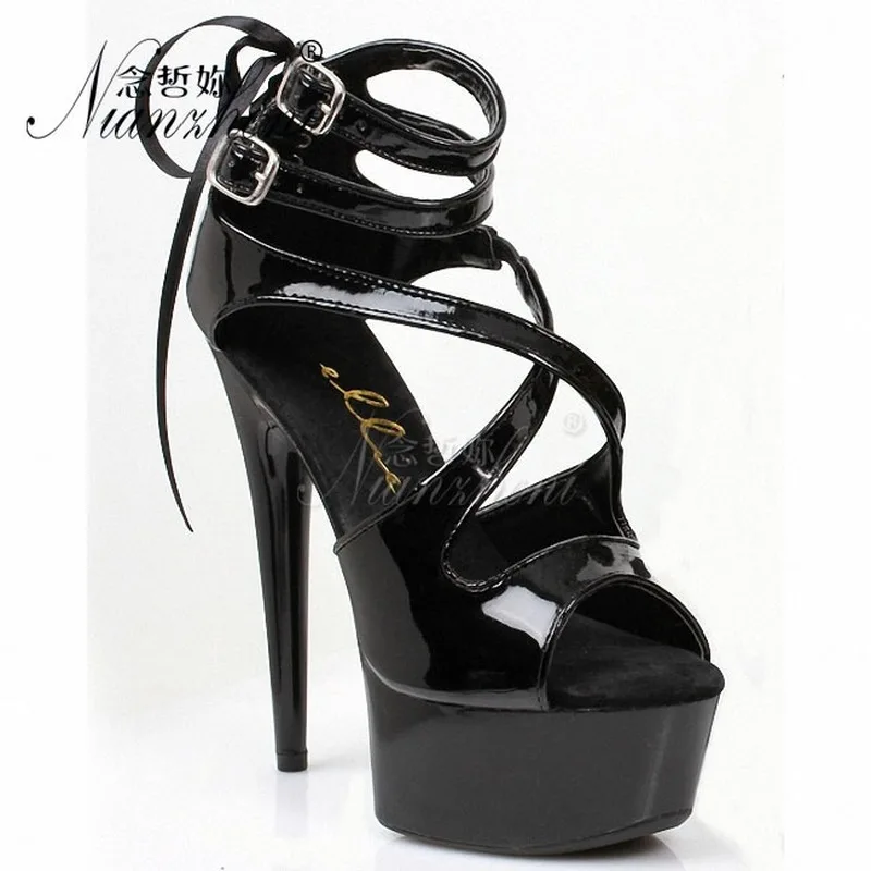 

Mclubgirl туфли на высоком каблуке 15 см для Дня Святого Валентина; Однотонные Цвет на показ, Одна деталь с тонкий каблук и низкие Туфли с широко о...