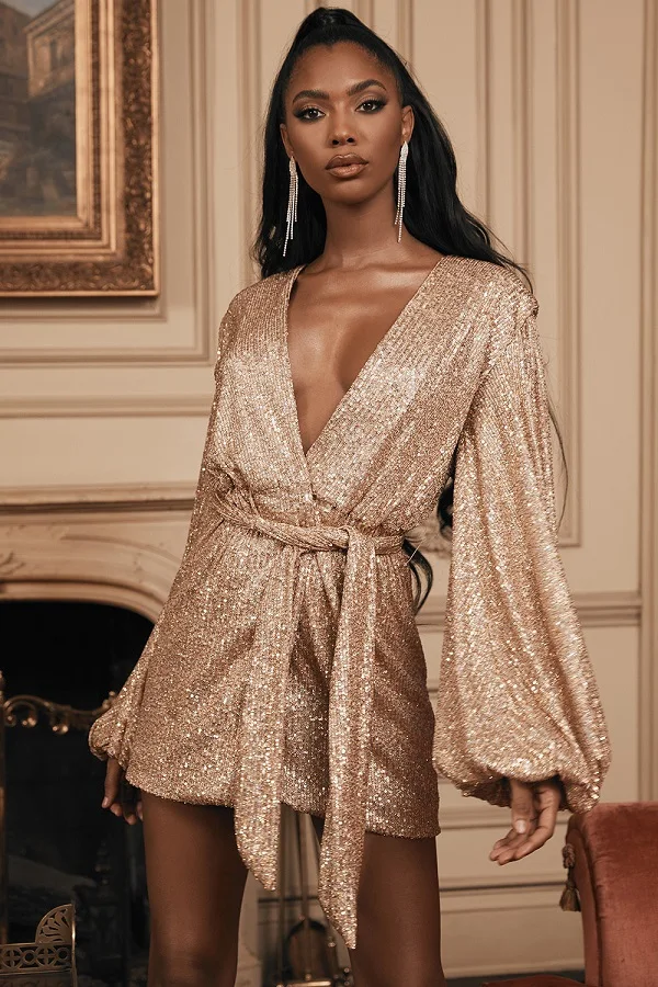 Новинка 2021 г. Модное изящное вечернее платье цвета шампанского с V-образным