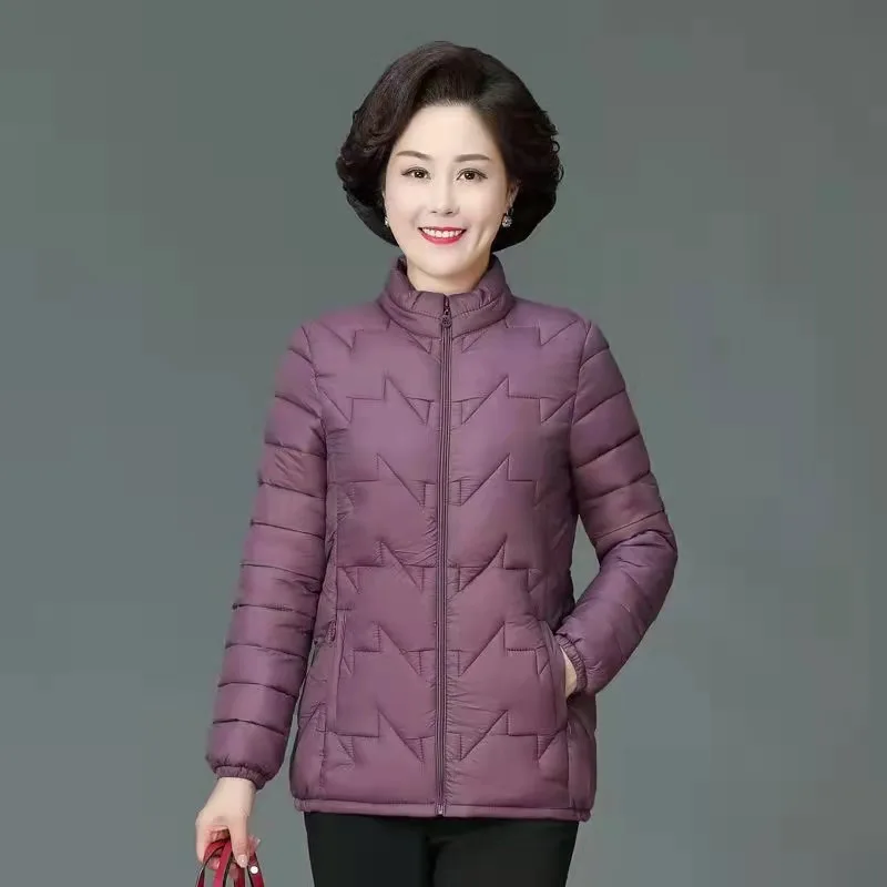 2021 European and American women's slim, lightweight, short, plush padded jacket   2124