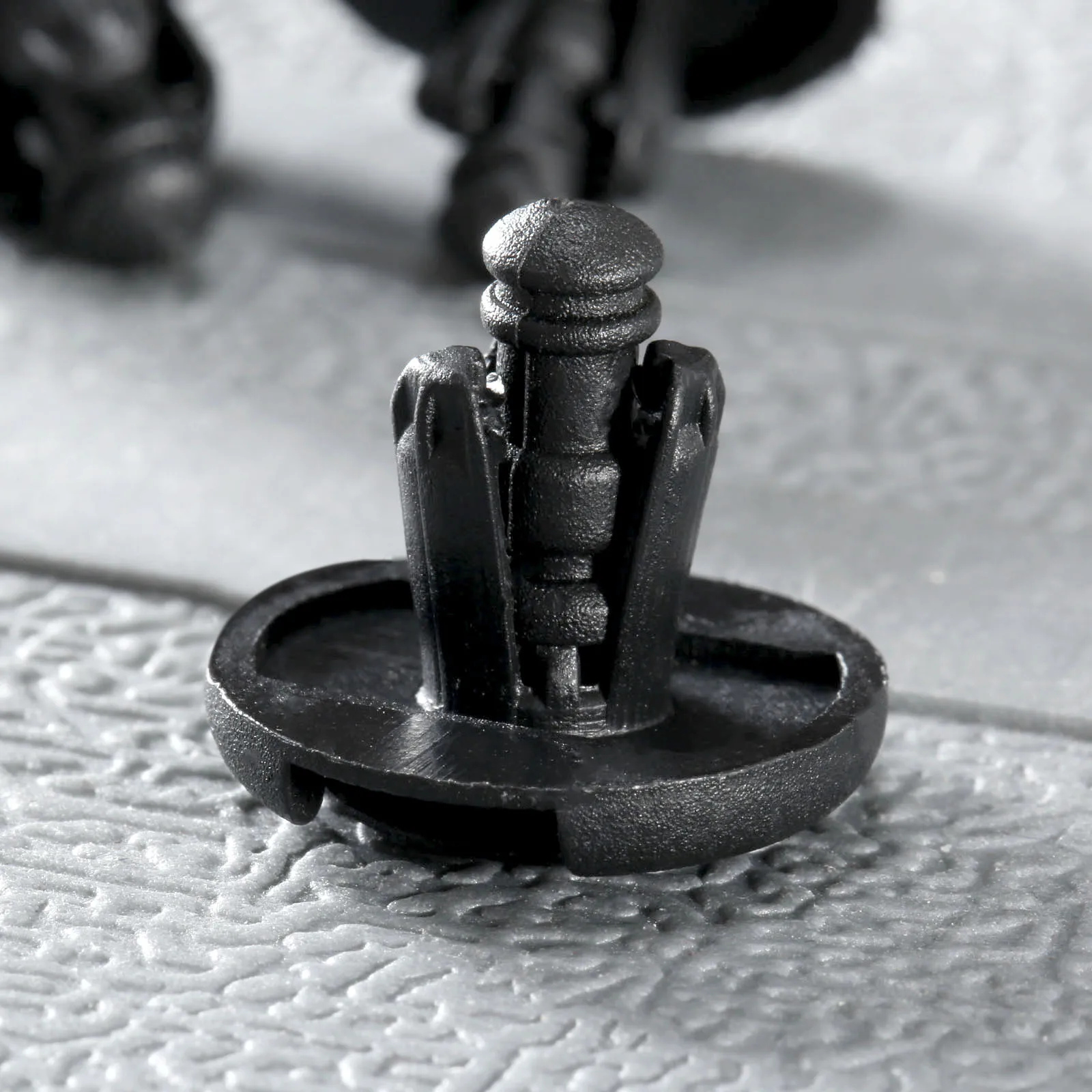 50 шт. зажимы для автомобиля 7 мм пластиковые заклепки фиксаторы черные