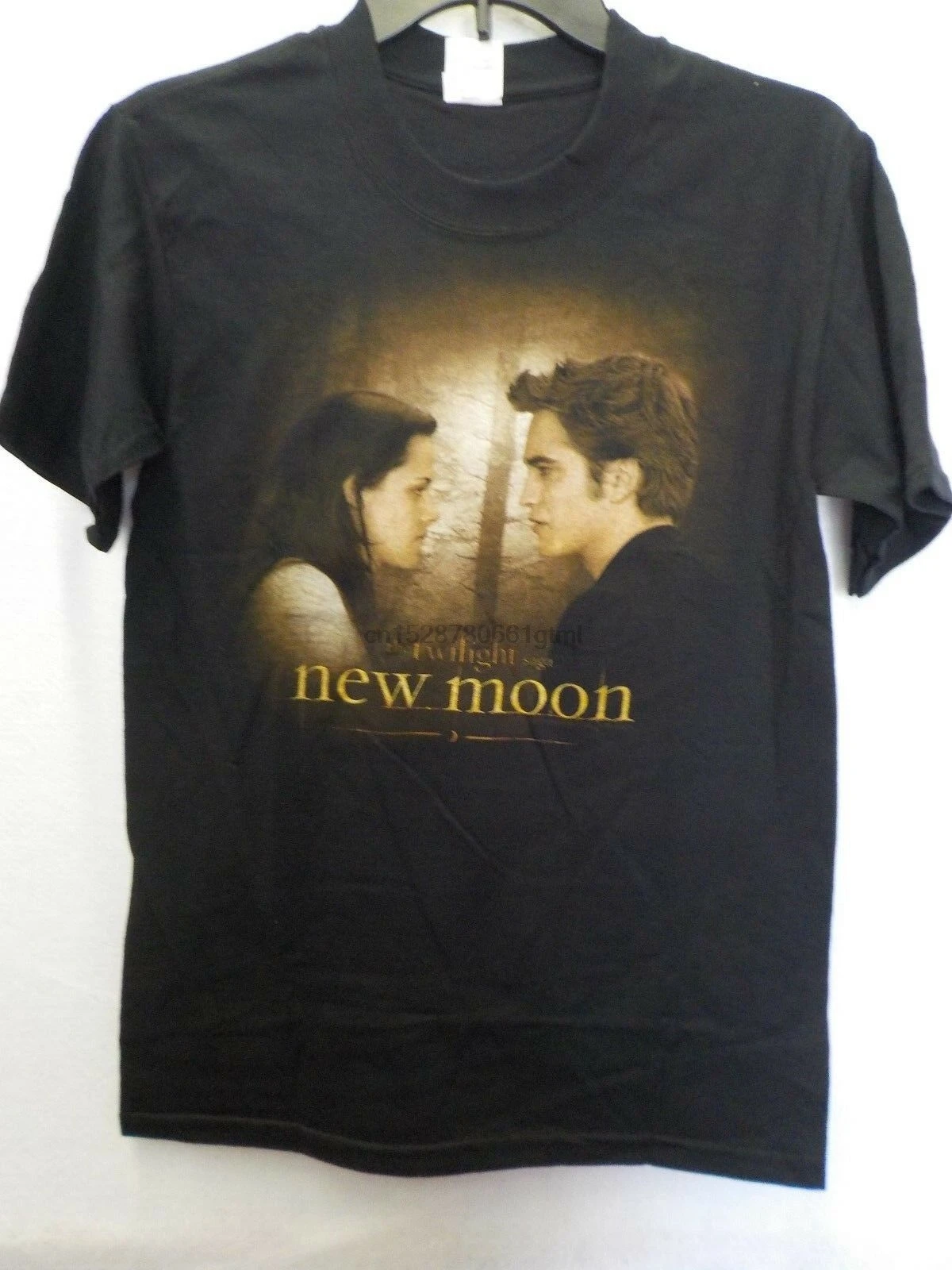 

Mens Twilight Saga New Moon Bella Edward Black Graphic Tshirt New #13138V