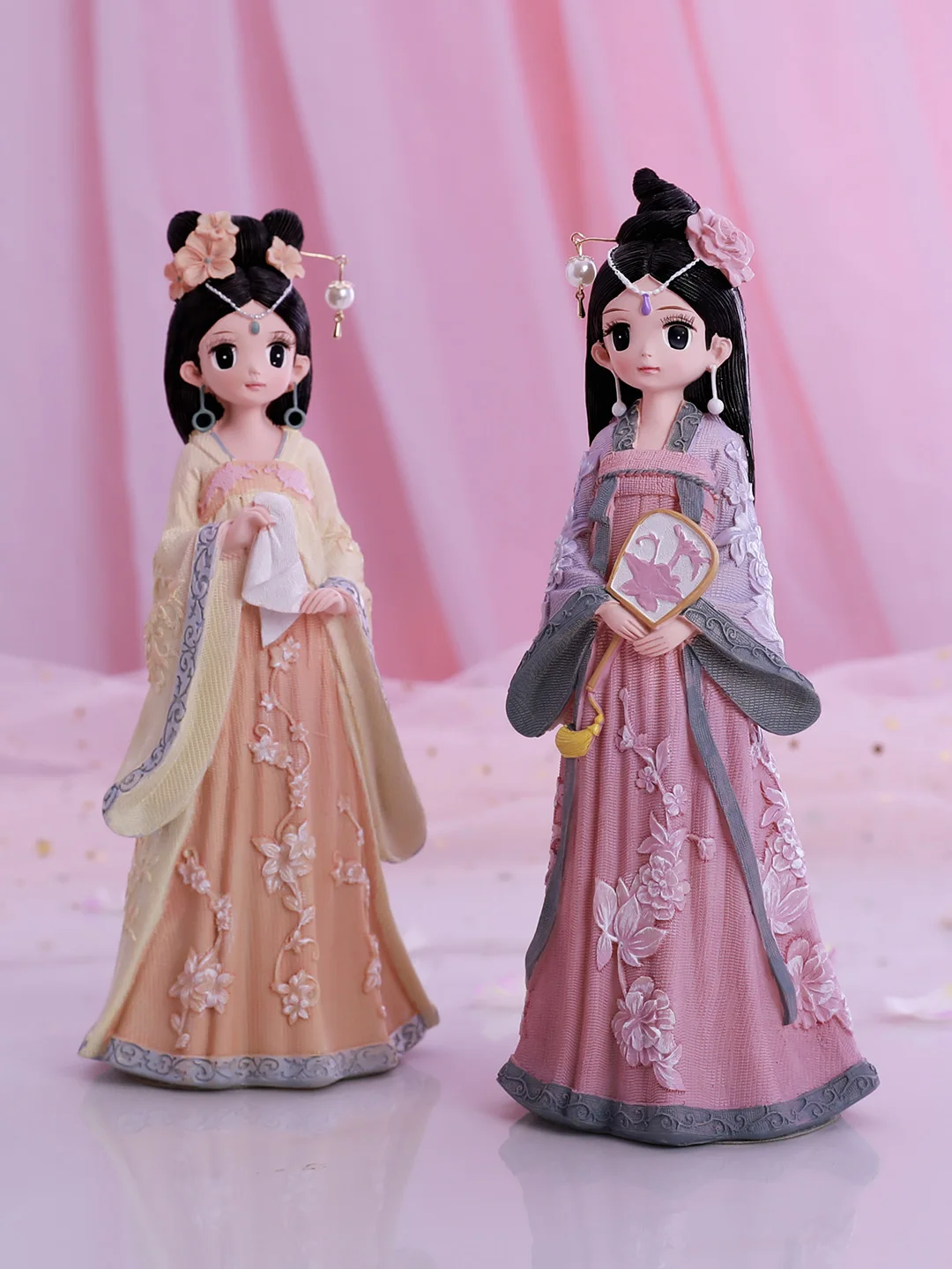 Скульптура девушки из смолы для украшения дома | Дом и сад