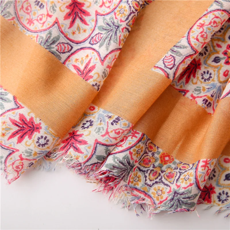 

2021 Floral Print Women Cotton Scarf Spring New Fashion Print Viscose Large Shawls Female Bandana Foulard Beach Stoles Pashmina