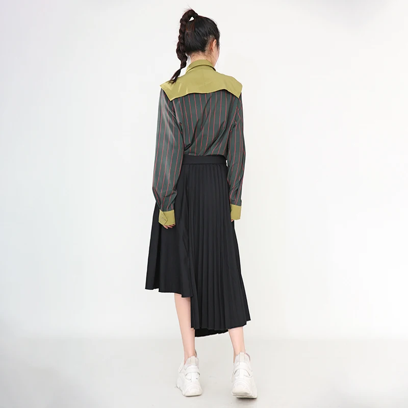 

[EAM] Women Striped Pocket Green Big Size Blouse New Lapel Long Sleeve Loose Fit Shirt Fashion Tide Spring Autumn 2021 1DD459306
