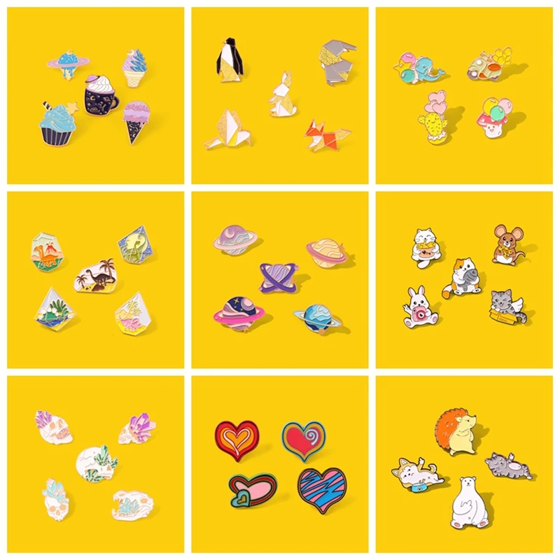 

4-5pcs/Sets Animal Enamel Pin Planet Heart Skull Space Punk Cartoon Brooches Badge Accessories Backpack Gift for Friends Jewelry