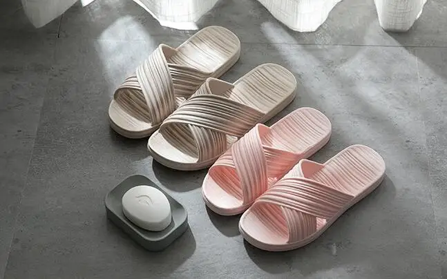 

Japanese indoor couple sheepskin slippers home bedroom wood floor silent anti slip household sandals pure leather men and women