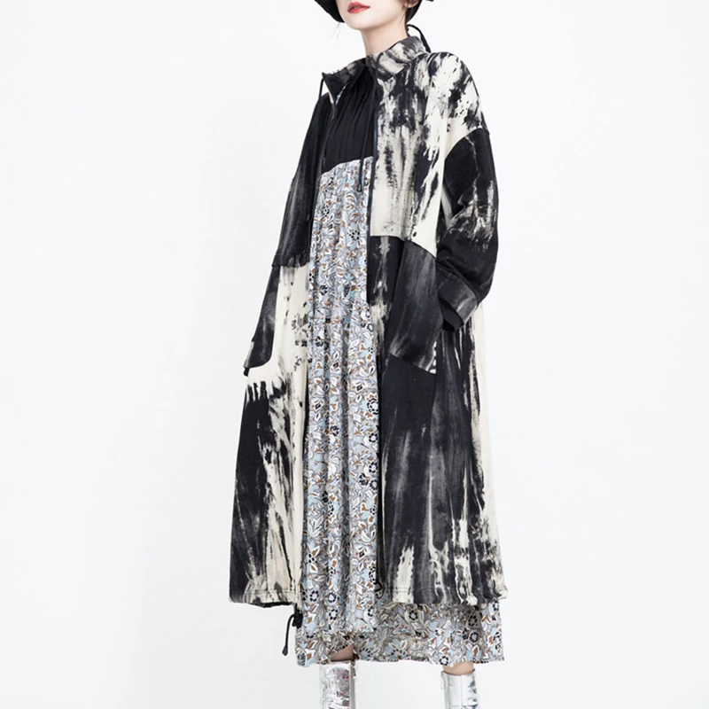 

[EAM] Women Pattern Printed Big Size Long Trench New Stand Collar Long Sleeve Loose Fit Windbreaker Fashion Spring 2021 1U803