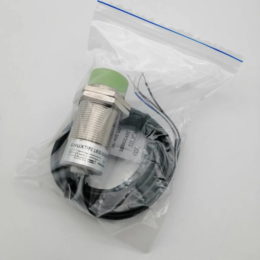 Индуктивный цилиндрический переключатель датчика приближения M30 PNP NO + NC DC 6-36 в 4