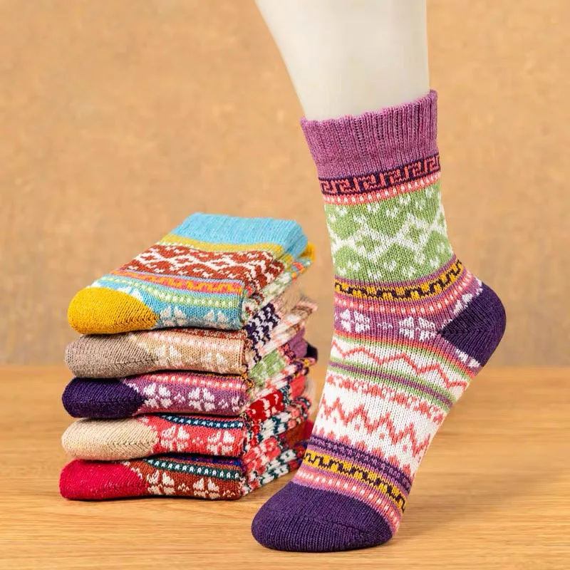 

Autumn and winter warm women's socks ladies wool socks retro fashion ladies tube socks