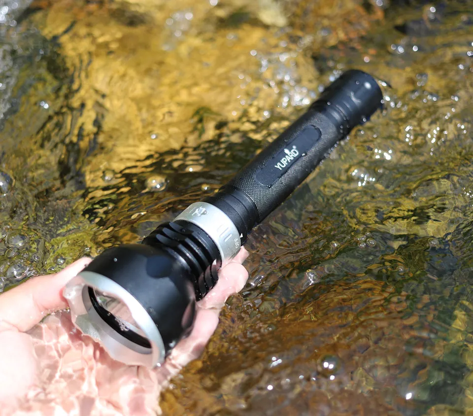 yupard XM-L2 LED waterproof underwater diver diving yellow light T6 LED flashlight white light yellow light torch 18650 battery
