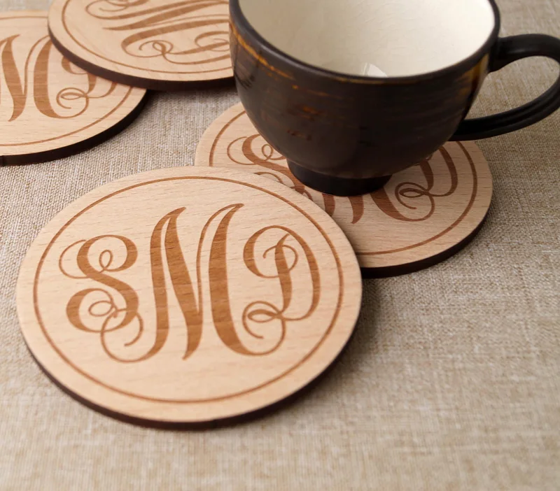 Деревянные подставки под индивидуальный заказ для напитков на выгравированные