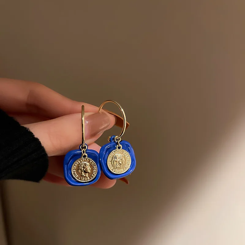 

Metal Geometry C Shape Pendant Earrings Fashion Retro Simple Temperament Stud Earrings Girl Women Jewelry Accessories
