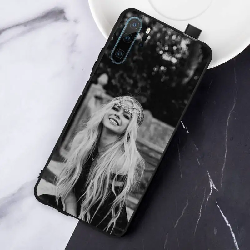 

Avril Lavigne Famous Canadian rock singer Phone Case For Huawei honor Mate P 10 20 30 40 Pro 10i 9 10 20 8 x Lite