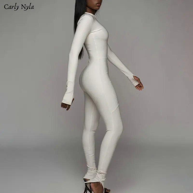 Женский спортивный комбинезон Carly Nyla черно-белый Облегающий для фитнеса