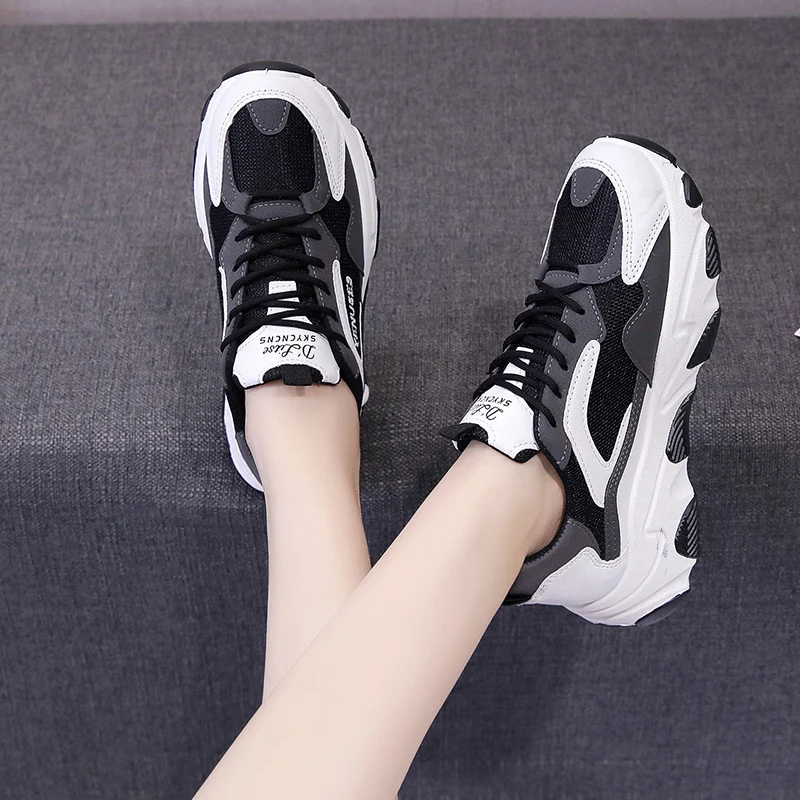 

Muffin thick bottom old shoes women 2020 spring and autumn new wild white shoes female students casual sports shoes