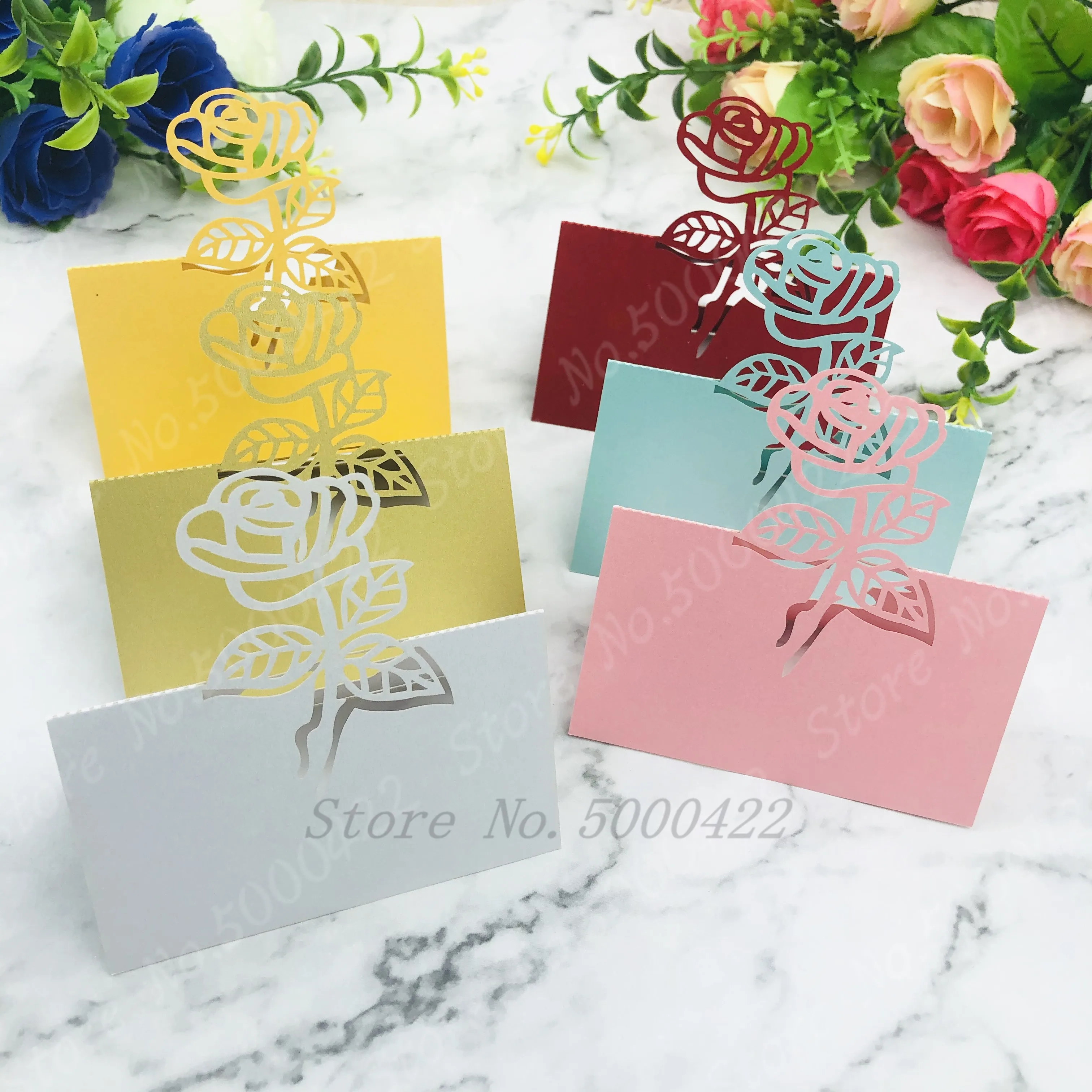 Свадебные приглашения в виде роз название стола День Святого Валентина рождения