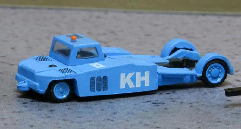 1:200 различные типы транспортных средств инструменты на земле в аэропорту модель