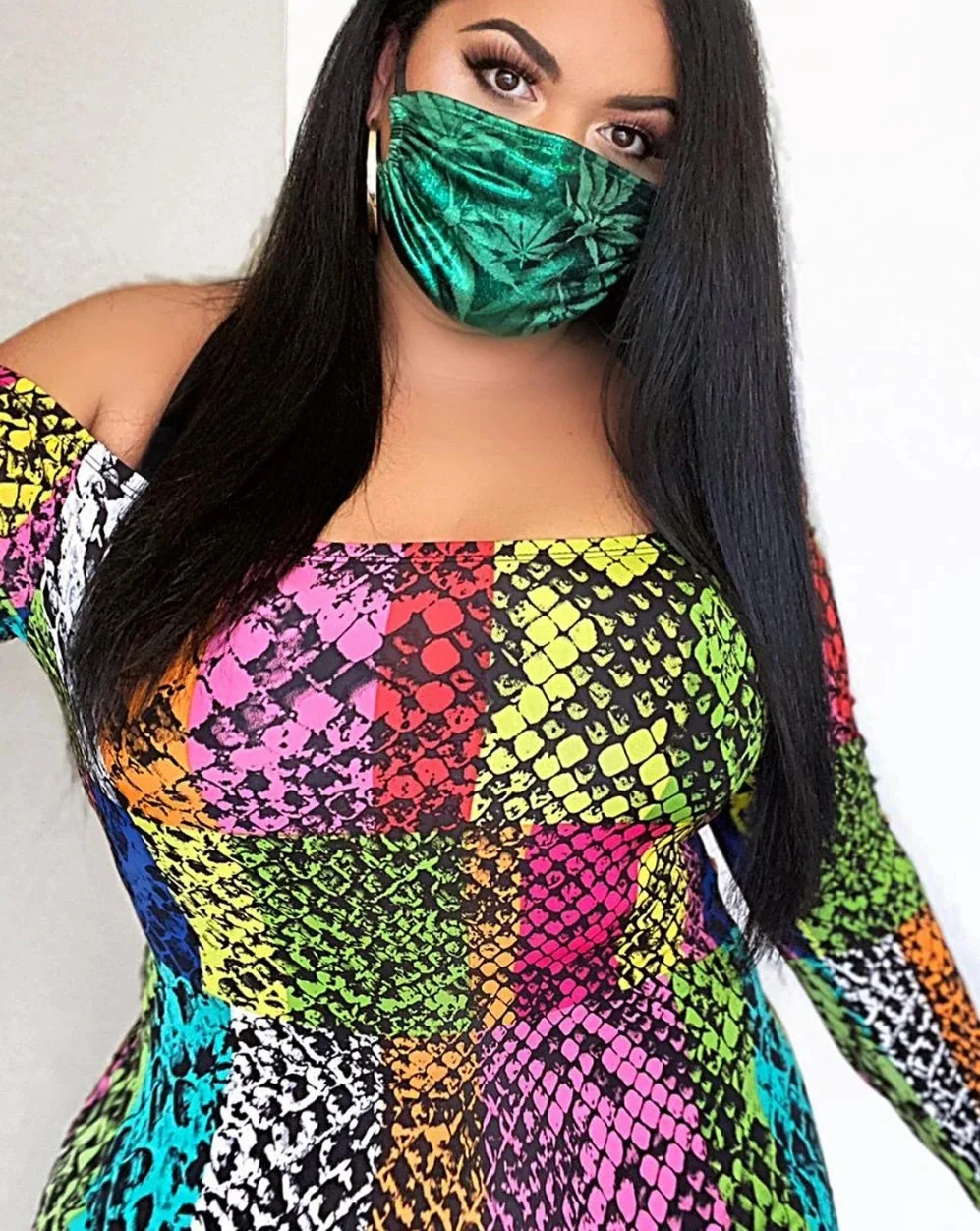 

2021 Hot Sale New Design Styele Casual Clothing Sweatwear Sweet Sexy Fashion Soft Good Fabric Women MLT027