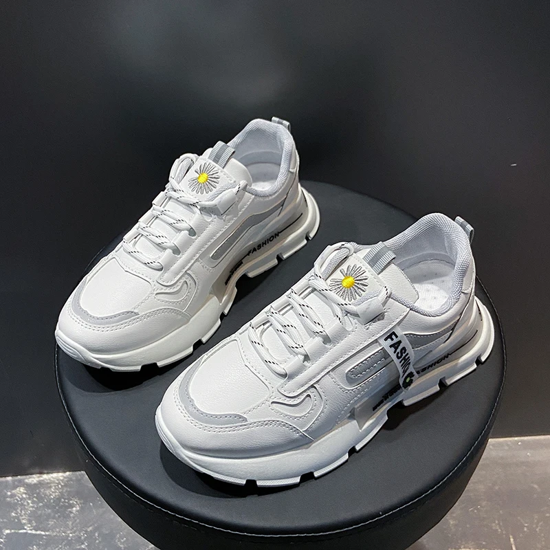 

sneakers Women 2020 autumn Fashion Breathable Casual Cozy Flat Shoes platform Shoes Outdoor Ladies Dad Sneakers running shoes