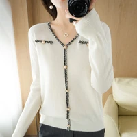 knitted bottoming shirt female temperament pearl buckle stitching v neck goddess fan xiaoxiang style long sleeved pullover knit