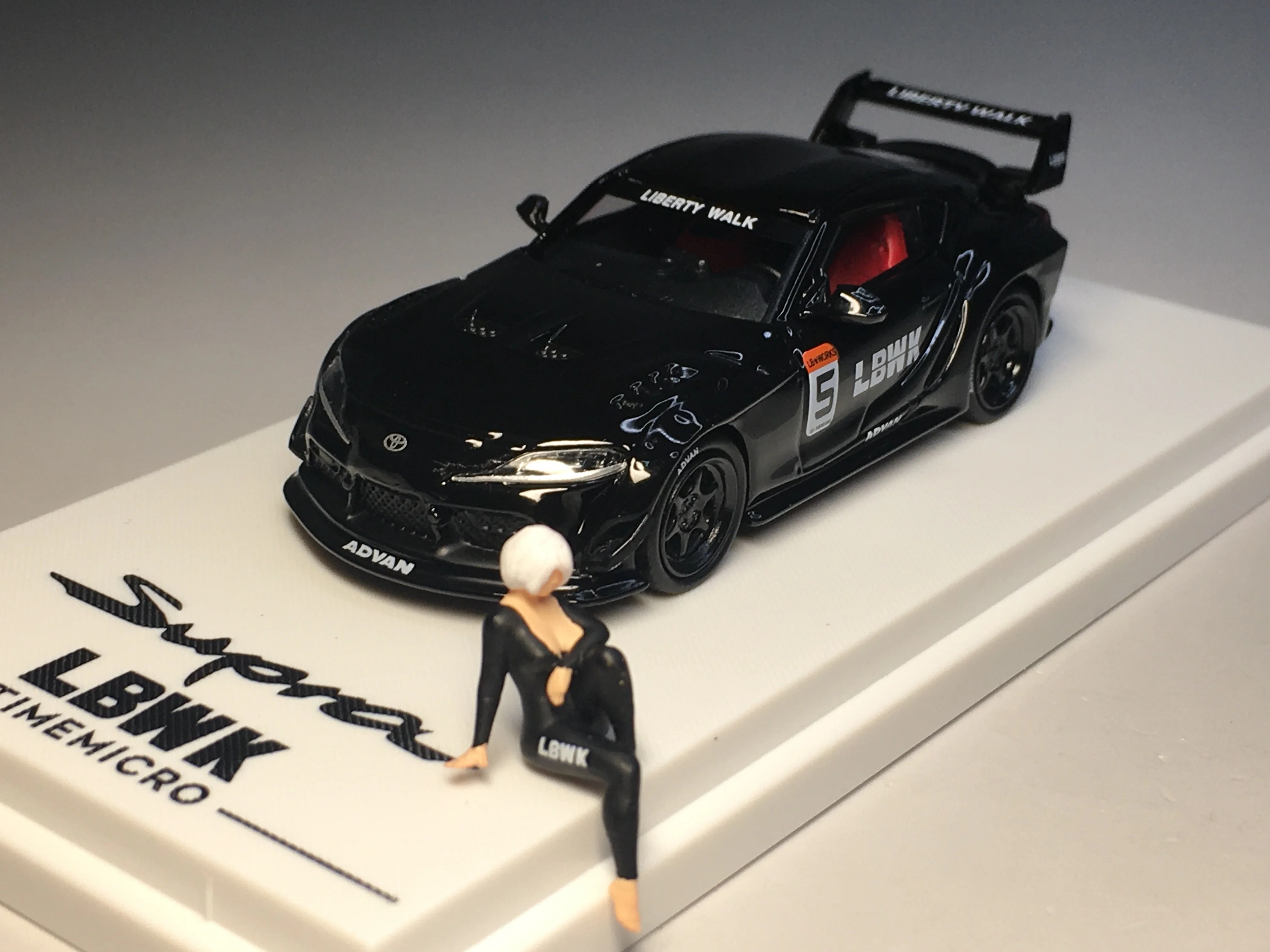 

Литая модель автомобиля Time Micro 1:64 Toyota LBWK, лимитированная серия