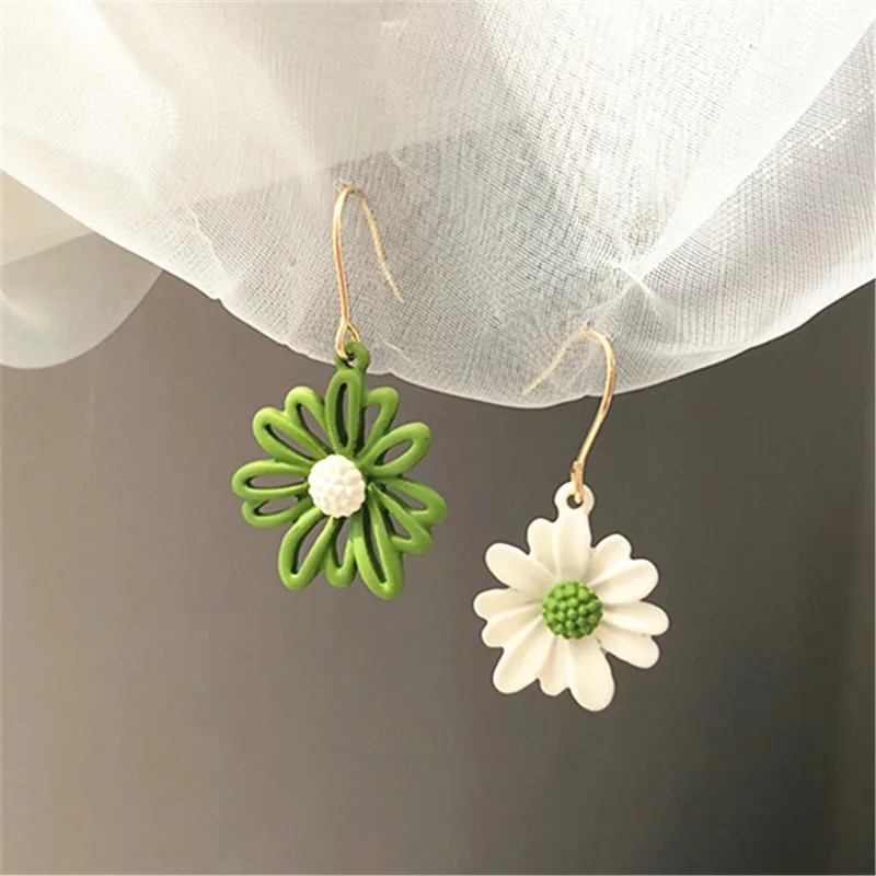 

korean fashion Dangle Earrings for women Cute Romantic Chrysanthemum flowers tassel earrings New asymmetric long earrings gifts