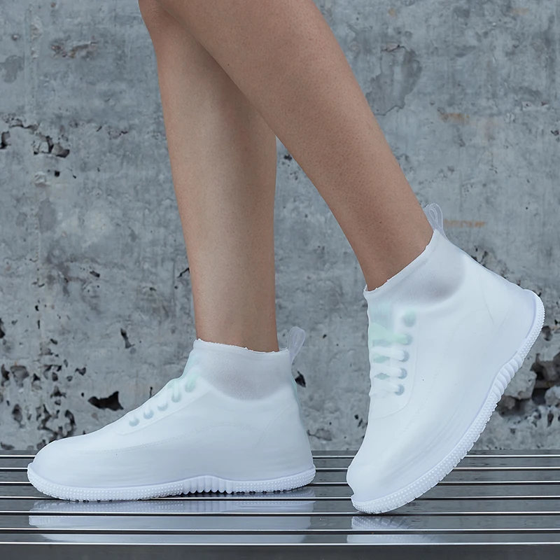 

2019 new fashion Rain boots waterproof PVC rubber boots non-slip water shoes cover rainy day men and women children shoe cover