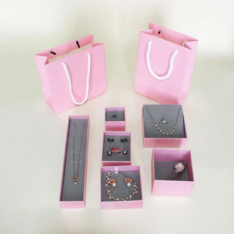 Коробка для ювелирных изделий розовая 5 х5х4 см 100 шт./партия|Упаковка и стойки