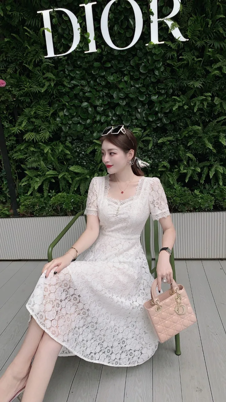 

Women's 2021 new spring summer dress new fashion celebrity temperament beautiful lace skirt