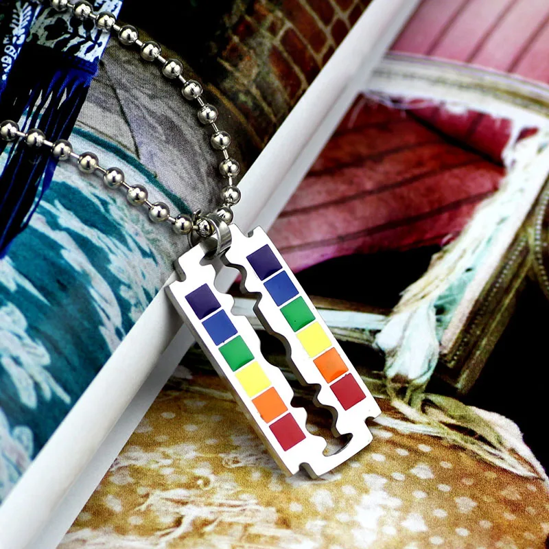 

Лидер продаж, двухстороннее ювелирное изделие из нержавеющей стали для геев, модное Радужное ожерелье из титановой стали с радужным лезвие...