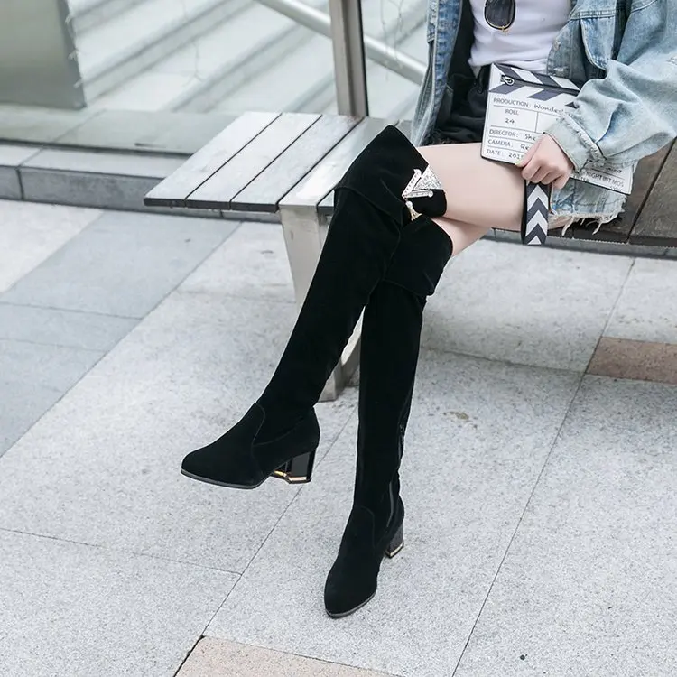 Привлекательные Зимние ботфорты женские зимние сапоги женская обувь на среднем
