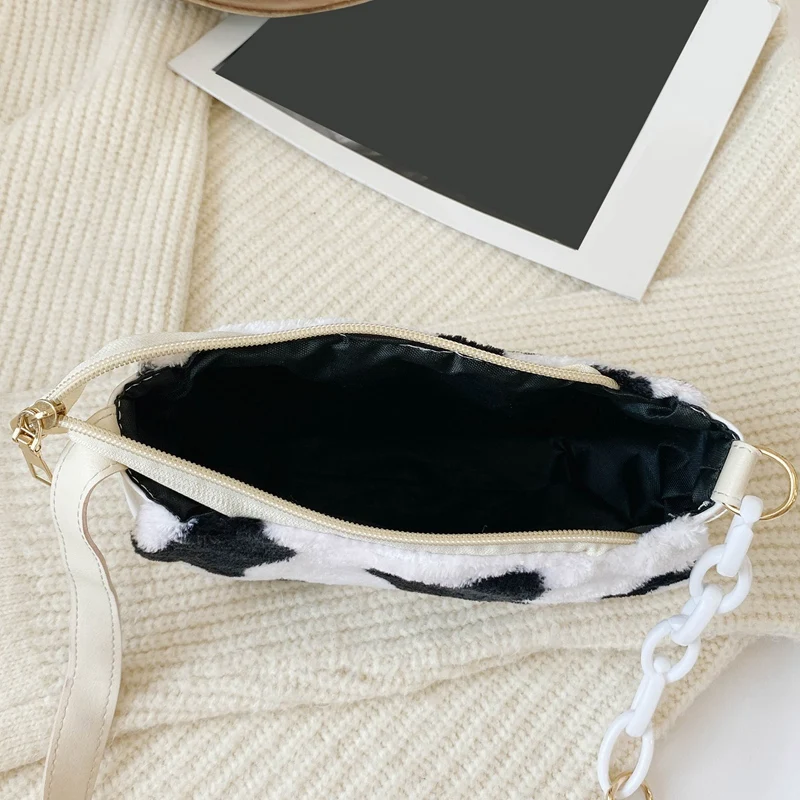 

Cow Pattern Ladies Handbag, Fashionable and Exquisite Shopping Bag, Soft Plush Shoulder Bag