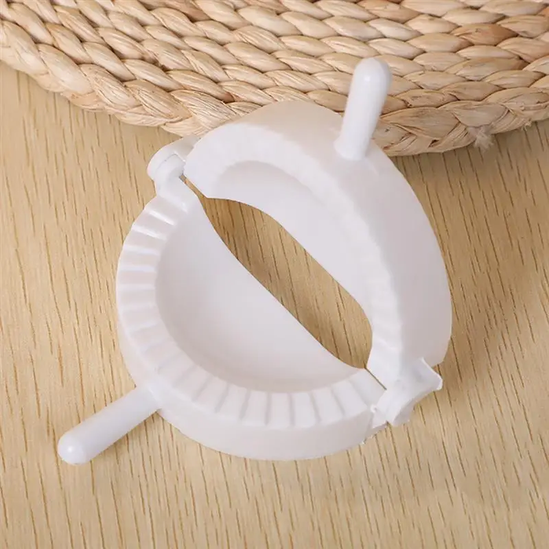 

3Pcs/Set Creative Dumpling Maker Set Creative Dough Press Dumpling Press With Rolling Pin DIY Baking Tools Kitchen Supplies