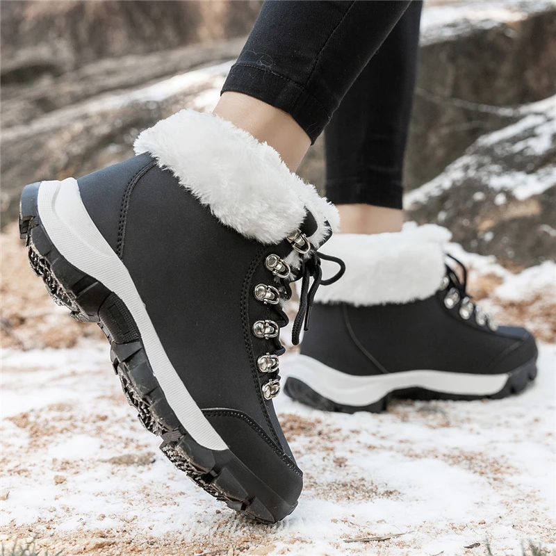 Походная обувь теплые женские зимние ботинки на меху с плюшевой стелькой средней