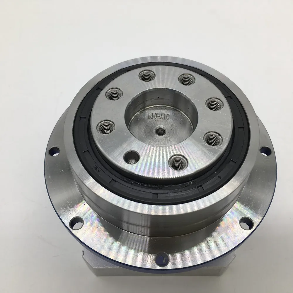 Планетарная коробка передач с передаточным числом 4 винтовой передачей