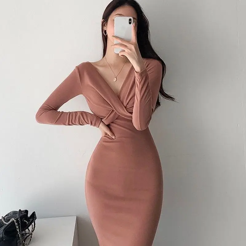 

Solid V-neck Long-sleeved Maxi Dress 2022 Spring Summer New Korean Fashion Thin Temperament Waist Bag Hip Bodycon Dress Trend