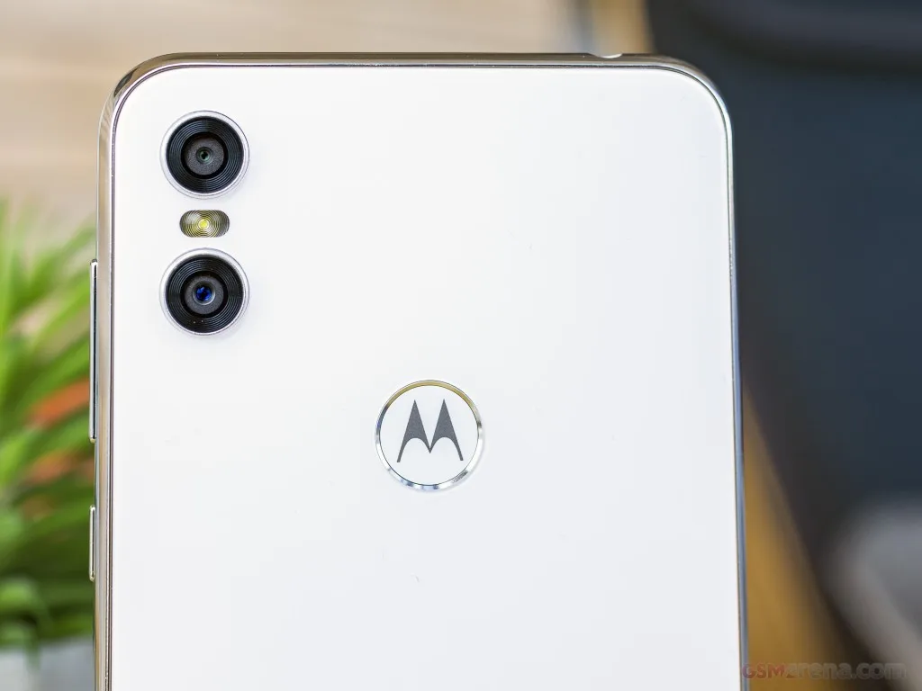Разблокированный мобильный телефон на базе Android, смартфон P30 Play XT1941Octa Core, 4 Гб ОЗУ, 64 Гб ПЗУ, 4G LTE, 5,86 дюйма
