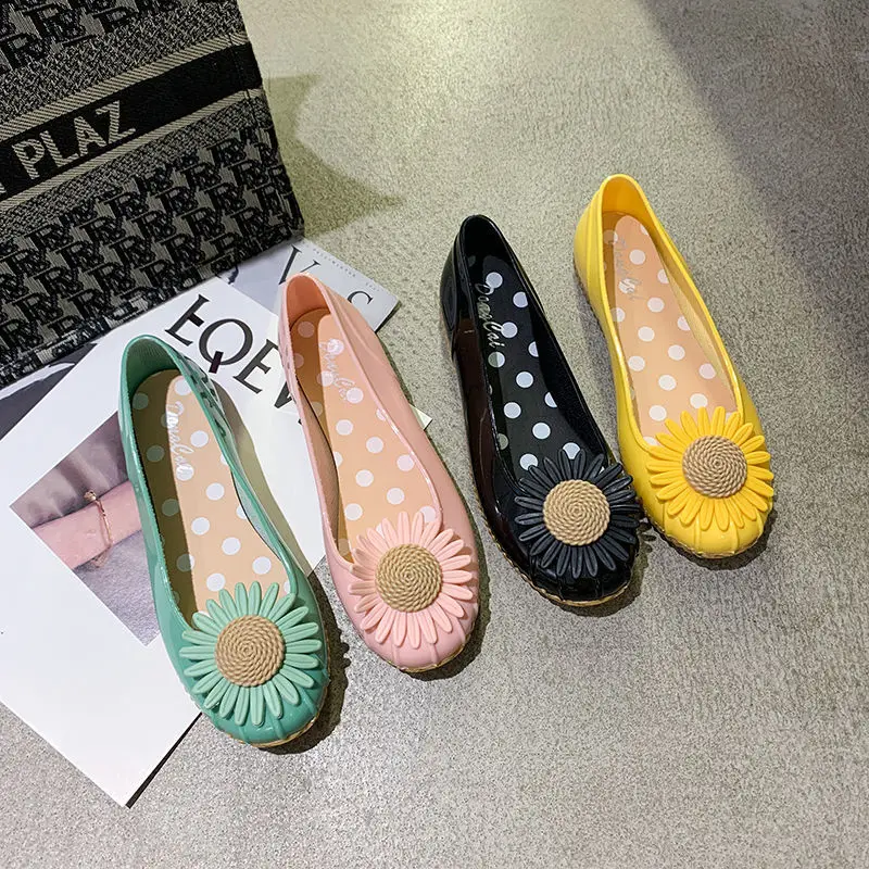 Обувь для дождя из 2021 Новая женская обувь на плоской подошве Сезон весна осень