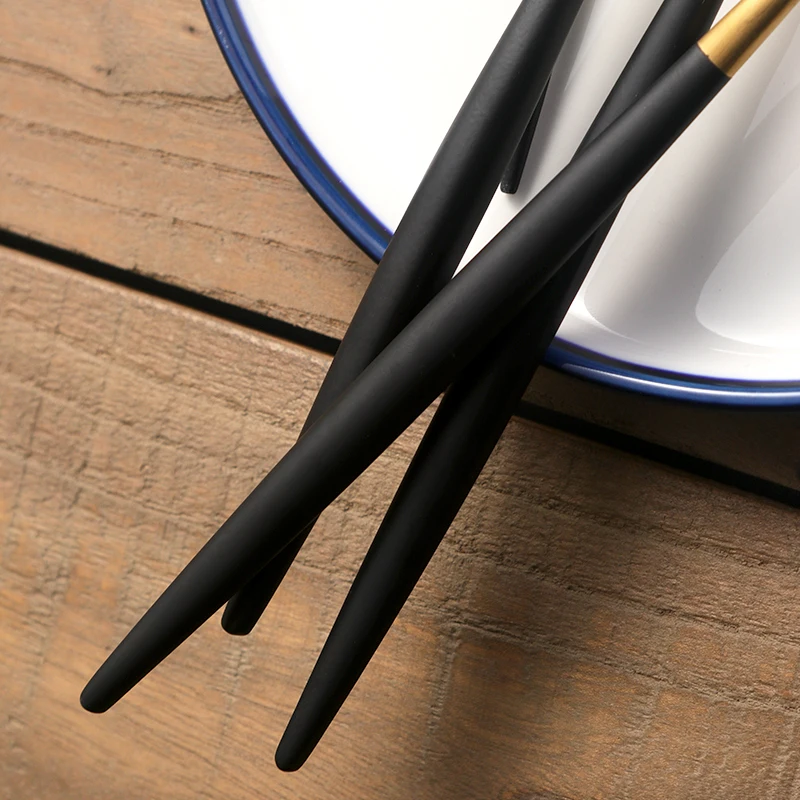 Набор столовых приборов из нержавеющей стали 4 шт./компл.